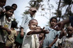 MYANMAR-WEATHER-CYCLONE-VOTE